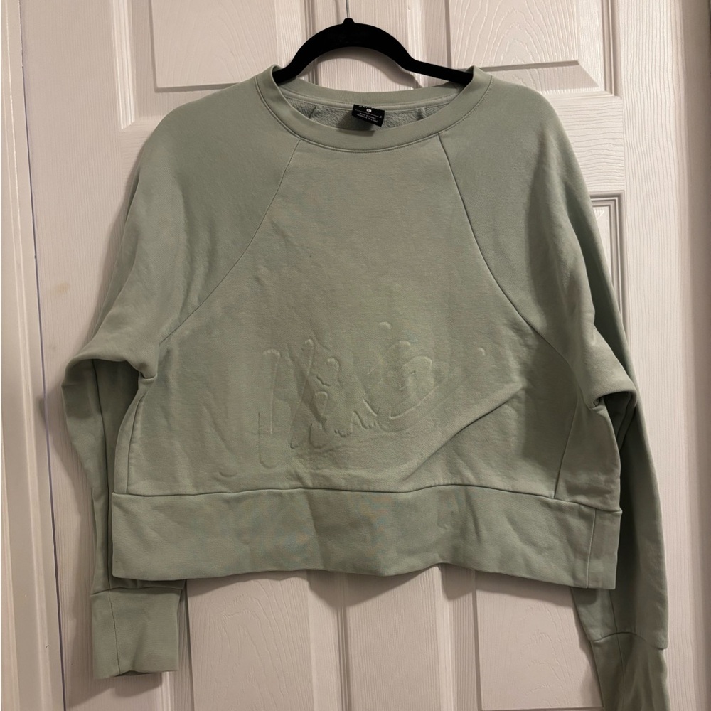 Nike Green Cropped Sweatshirt size L EUC